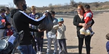 Mikeas Moreno, de apenas 15 años, quería llevar una alegría al comedor Ernestito\u002E Y lo logró\u002E