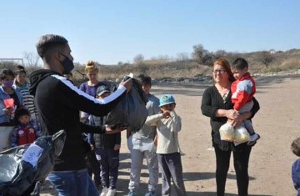 El juvenil de Instituto que armó un festejo de Día del Niño