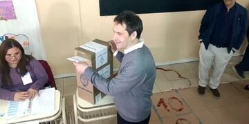 Luque emitió su voto y manifestó que vive este momento con mucha esperanza