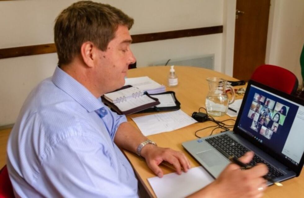 Reunión del Intendente Biss con referentes de la Multisectorial Transfeminista