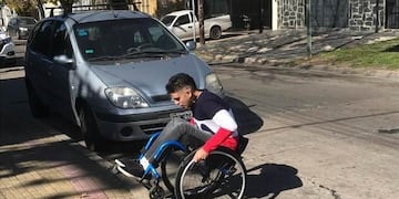 Las dificultades diarias que debe padecer Lucas Melia (web)\u002E