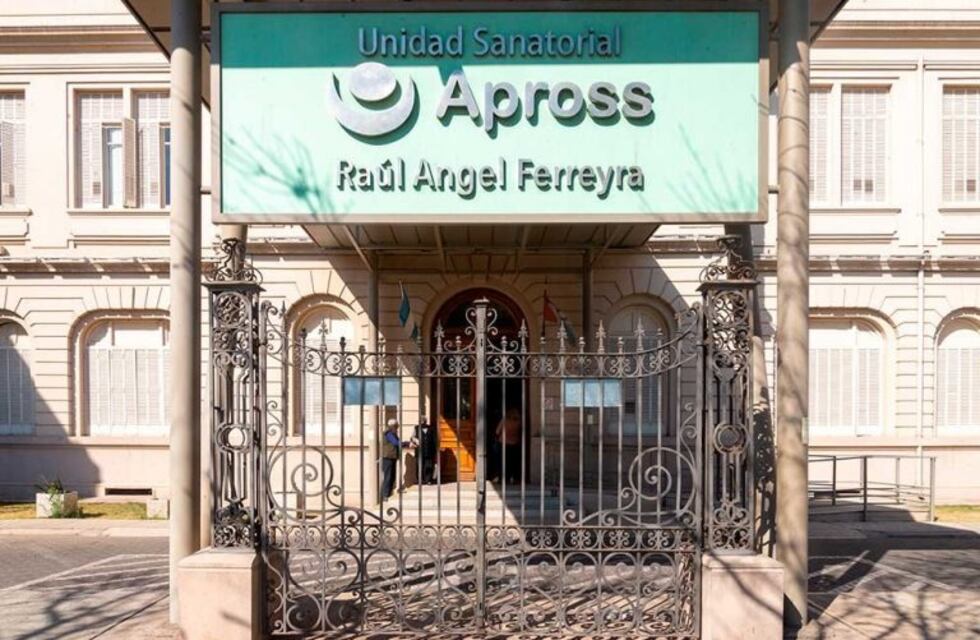 Córdoba: detienen a una expolicía que habría intentado robar elementos de un hospital