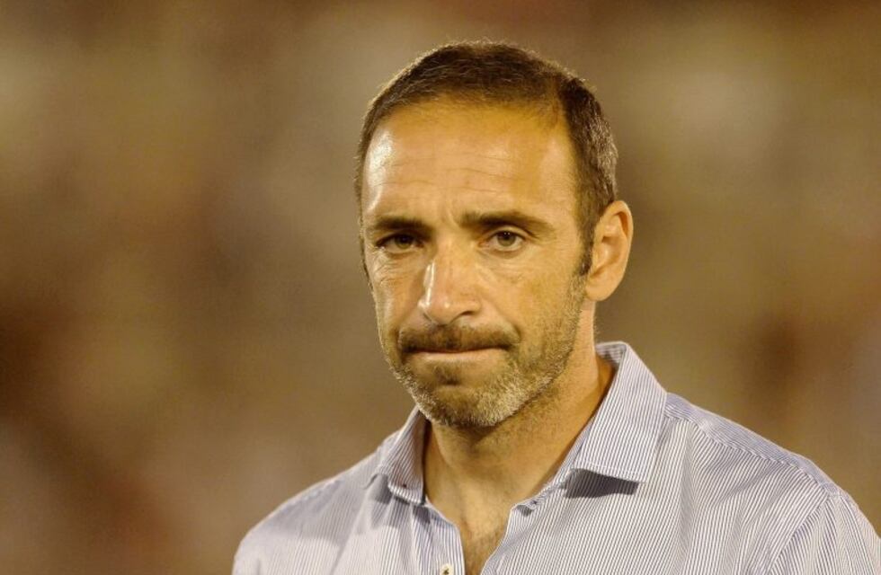 Unión anunció la llegada de Juan Manuel Azconzábal como nuevo entrenador