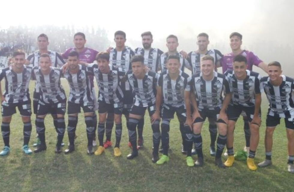 Sarmiento ganó la vuelta y la Bellvillense se definirá en tercer partido