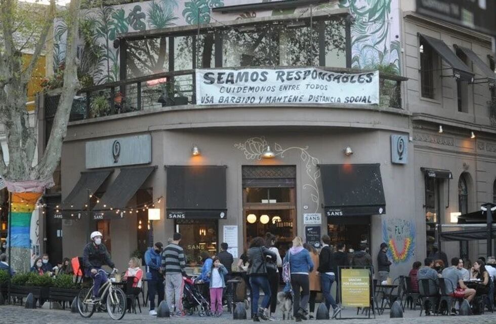 El servicio doméstico y los shoppings, entre las opciones que se habilitarían en la Ciudad