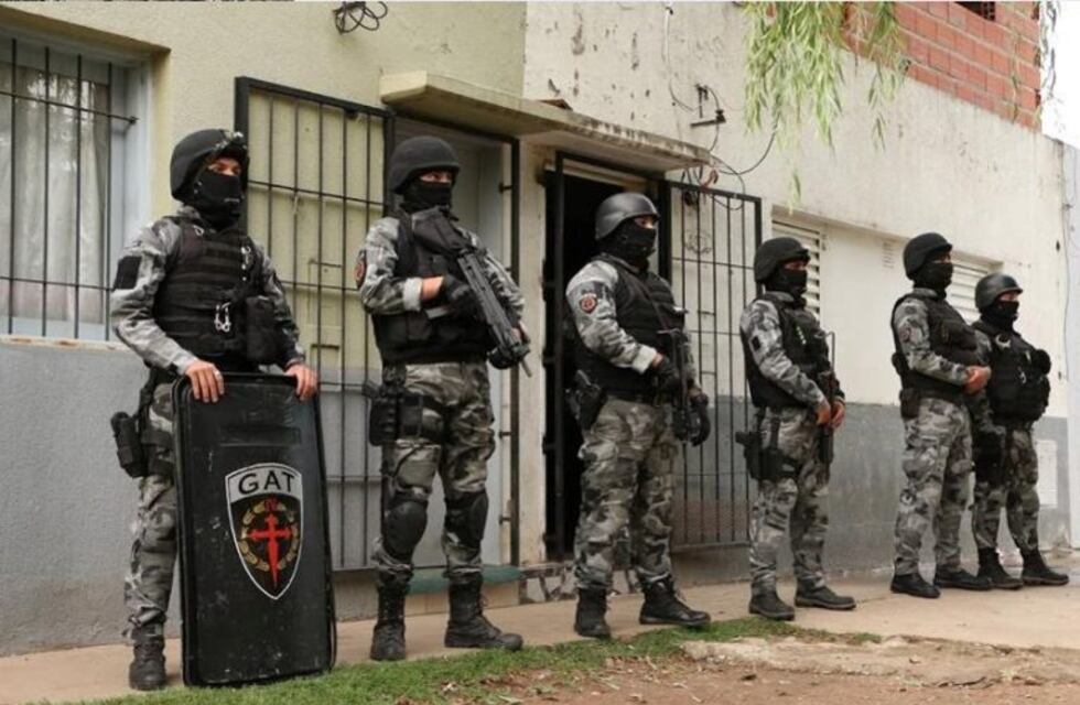 Desbaratan a una banda narco de zona sudoeste y detienen a seis personas