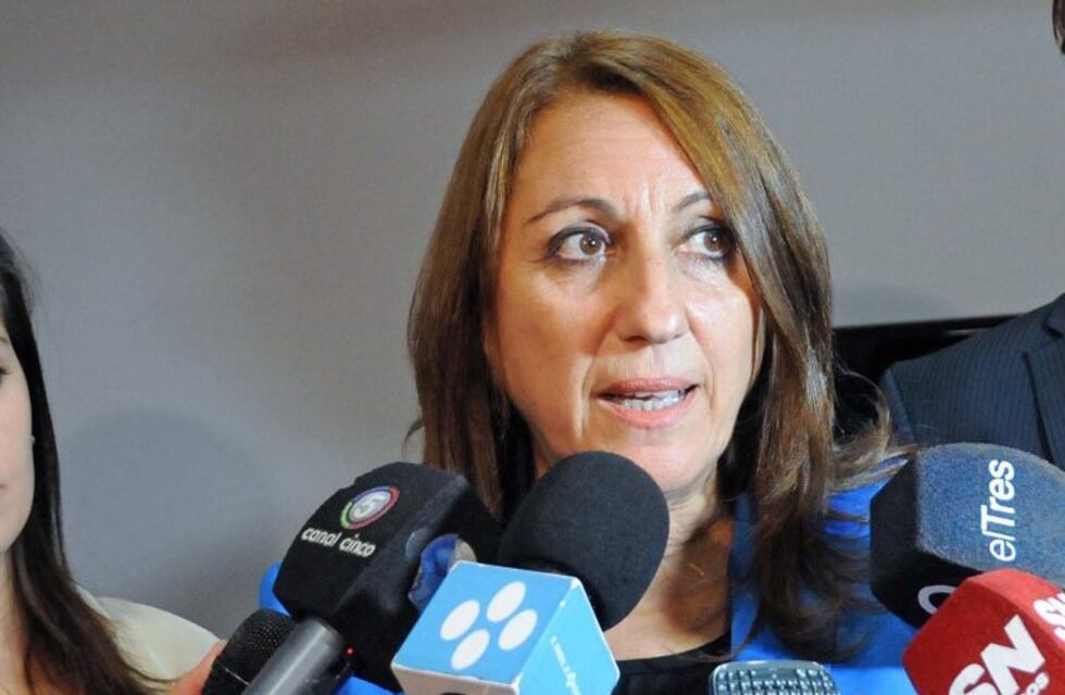 Fein dura con el acampe frente al Municipio: "No vamos a ceder frente a extorsiones"