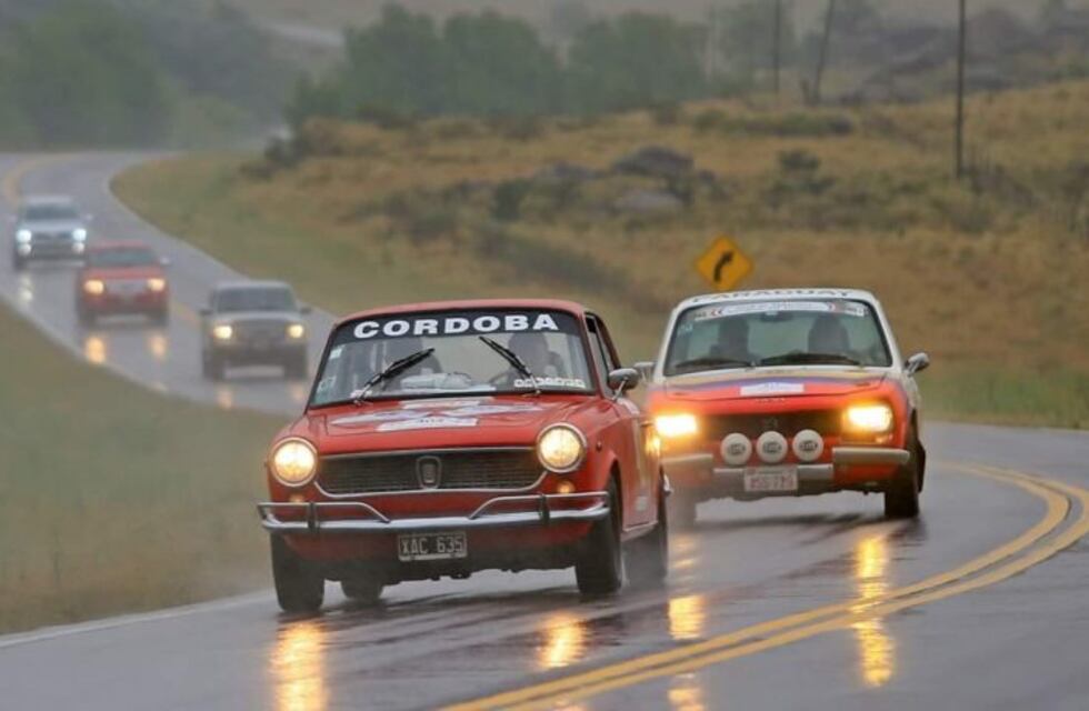 Carlos Paz recibe el gran premio de la montaña histórico