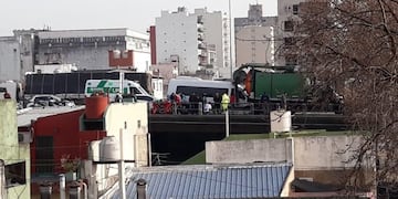 Choque múltiple en la autopista 25 de mayo\u002E Twitter/SoloTransito