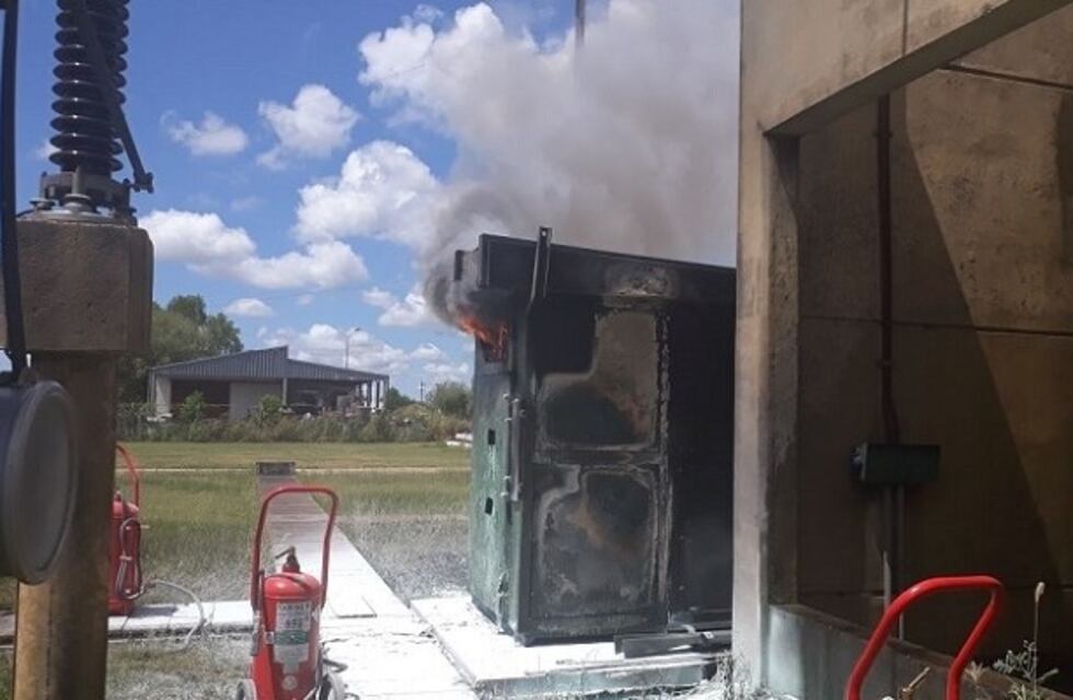 Explotó una estación transformadora en Villa Ocampo