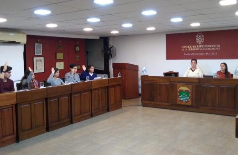 La política y la juventud: asumen nuevos parlamentarios en Carlos Paz