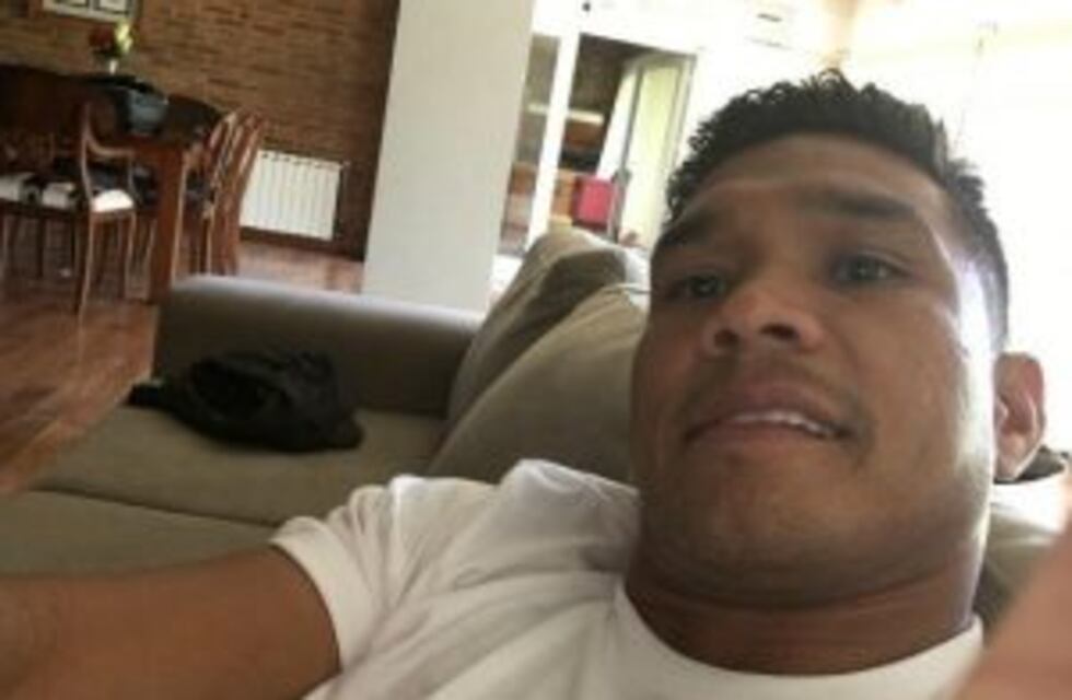 Teo Gutiérrez llegó a Rosario pero otra vez se especula con su salida