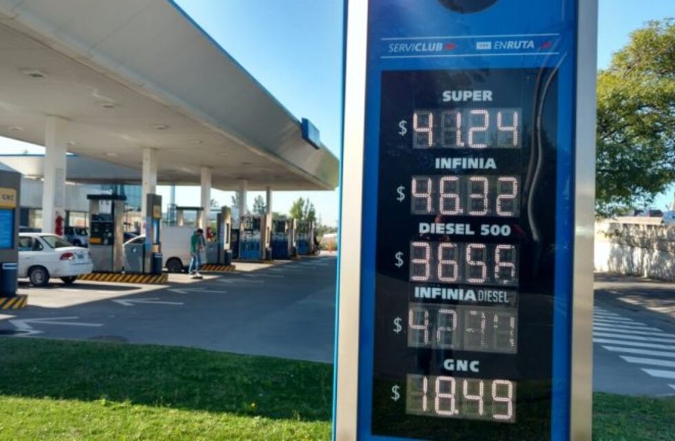 Bajó un poquito la nafta, sí... pero se fue por las nubes el gasoil