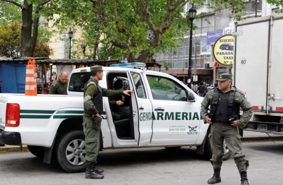 Desesperado llamado de un gendarme tras el robo de su auto: "¡Urgente, se llevaron a mi hijo!"
