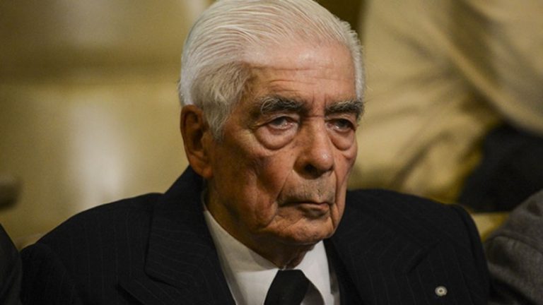 Símbolo del terror: quién fue el represor Luciano Benjamín Menéndez