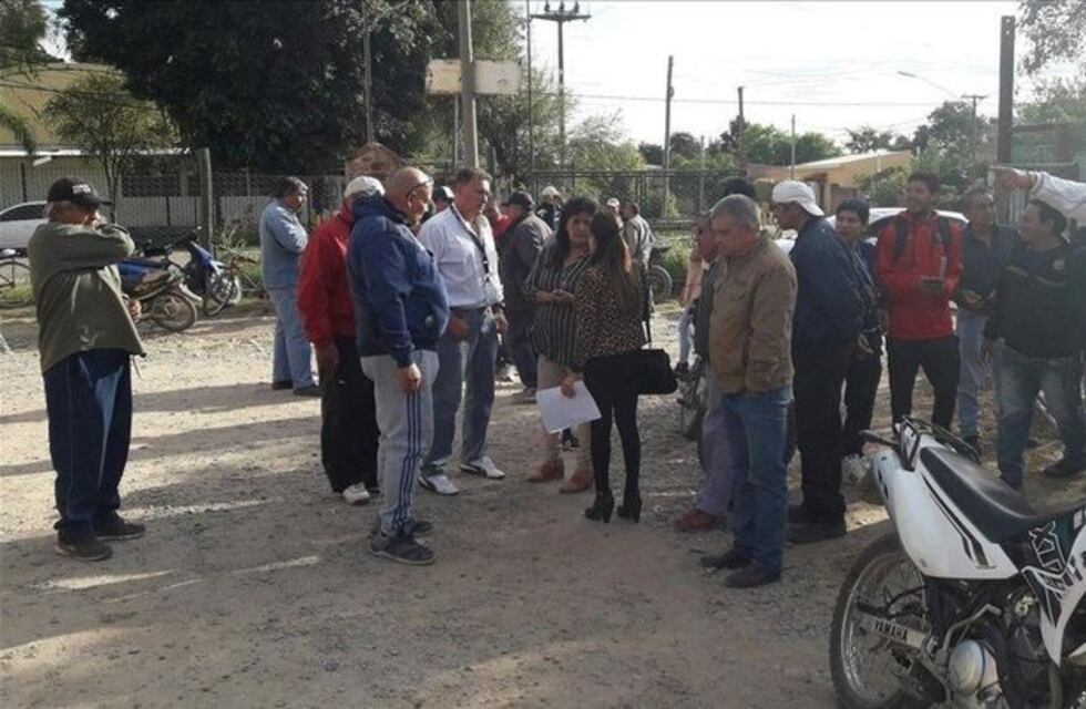 Campo Santo: municipales no quieren devolver los sueldos mal liquidados y van a paro