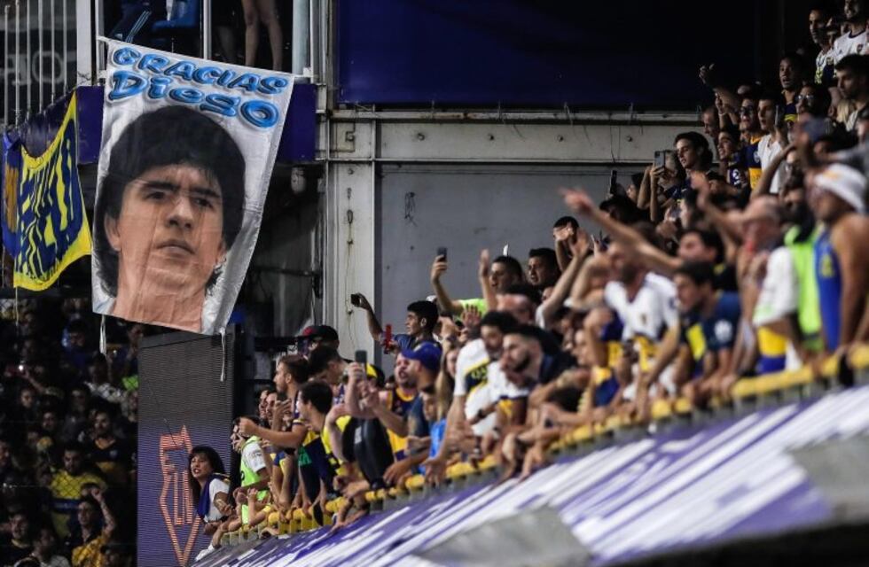 Incidentes entre la policía y el plantel de Gimnasia