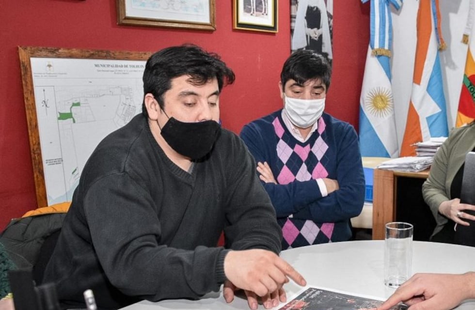 Tolhuin se reunió con la Ministra Castillo de Obras Públicas de la Provincia