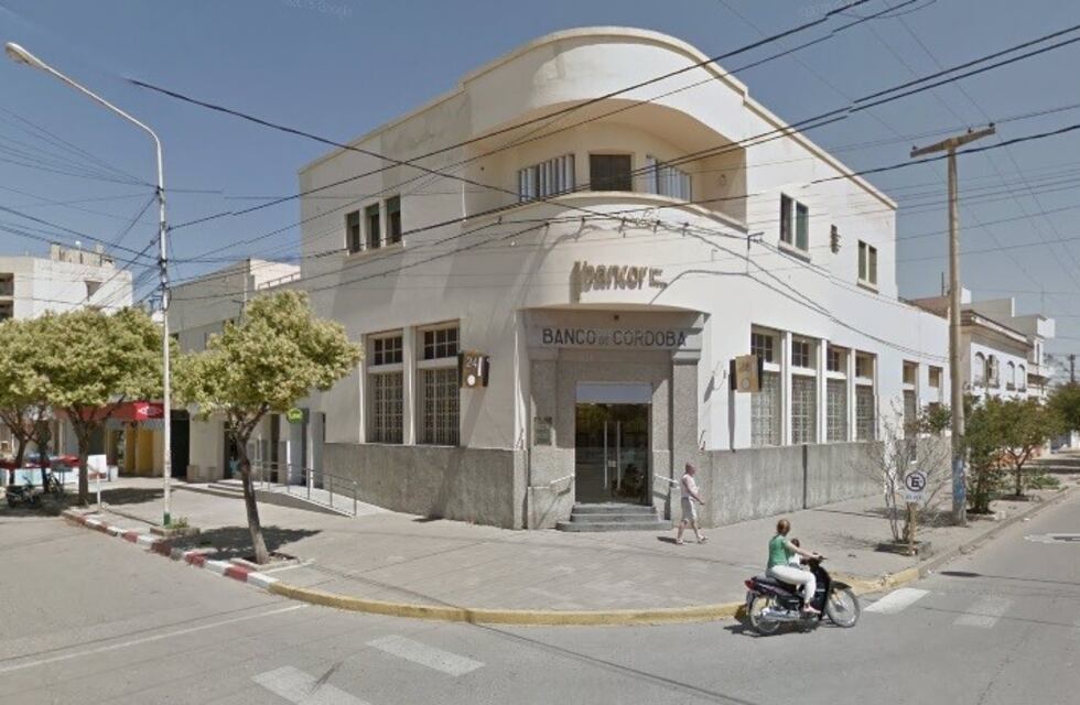 Se incendió un equipo de refrigeración en el Banco de Córdoba