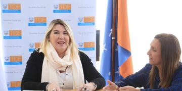 Rosana Bertone y Paula Gargiulo