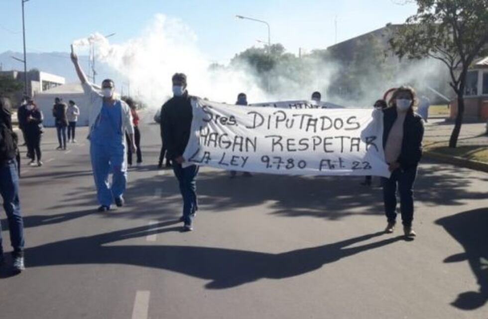 Trabajadores de la Salud Riojana realizaron una jornada de protesta