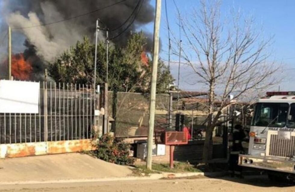 Carlos Paz: se incendia un complejo de departamentos en Costa Azul