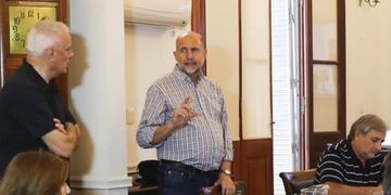 Perotti dio detalles de cómo denunciar casos de violación del aislamiento por coronavirus\u002E (Prensa Perotti)