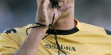 El exárbitro Daniel \