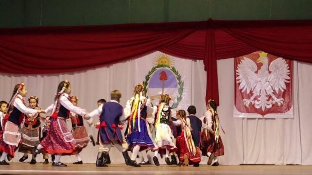 Danzas Polacas en Apóstoles\u002E (WEB)
