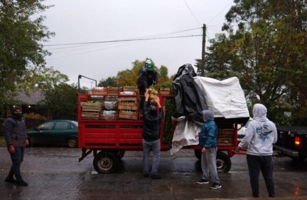 Productores campesinos donaron miles de kilos de verdura a barrios carenciados de Mar del Plata