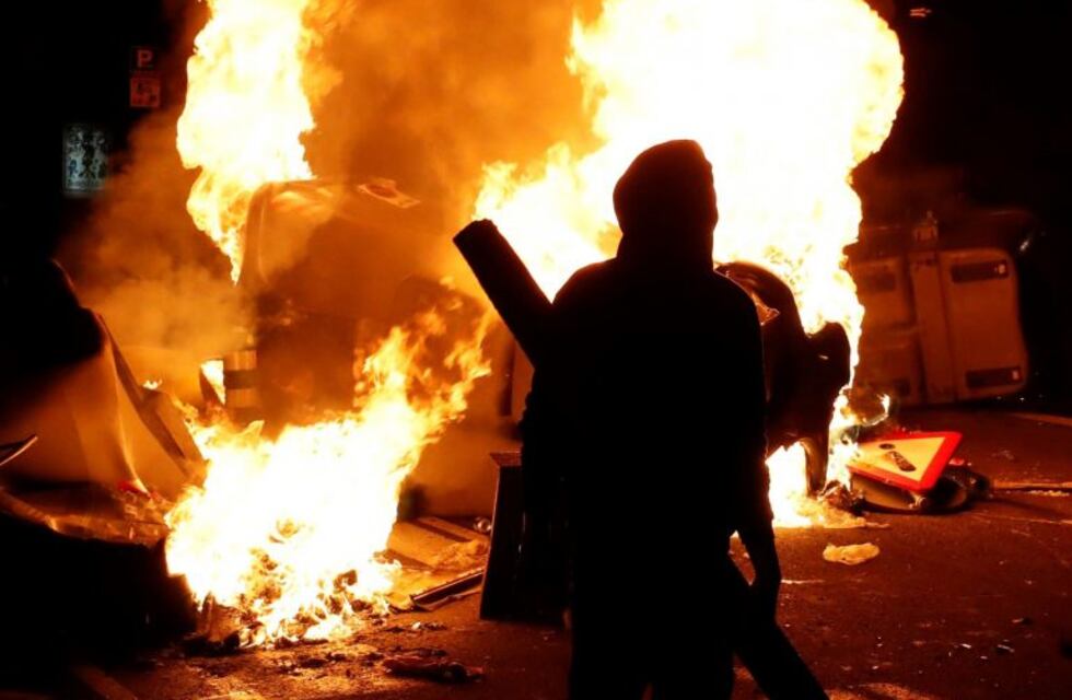 Incidentes afuera del Camp Nou tras el clásico entre Barcelona y Real Madrid: hay al menos 21 heridos