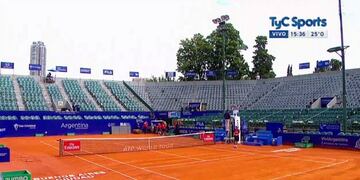Se reanuda la competencia en el Argentina Open tras las fuertes lluvias.