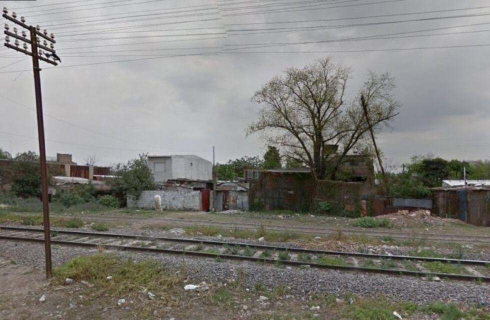 Una niña de 9 años y dos adultos resultaron heridos por disparos efectuados contra una casa