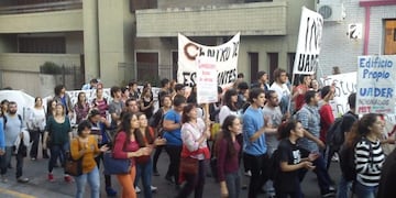 Reclamos estudiantes UADER