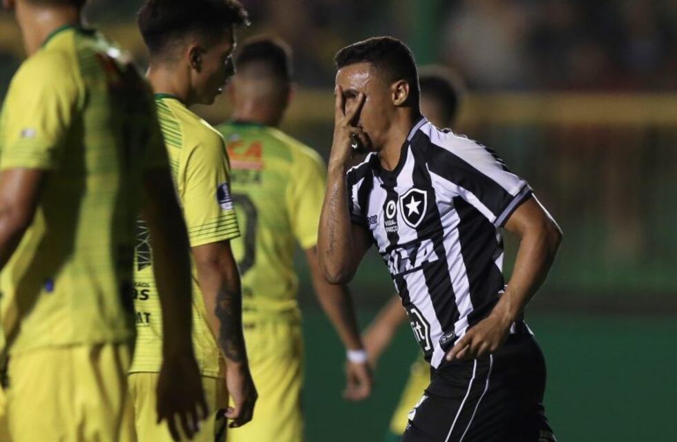 Copa Sudamericana: Defensa y Justicia perdió 3-0 ante Botafogo y quedó eliminado