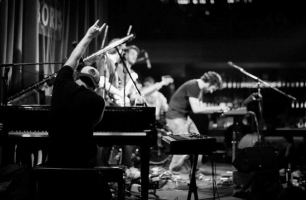 Fernández 4 presenta en Córdoba "Mute"