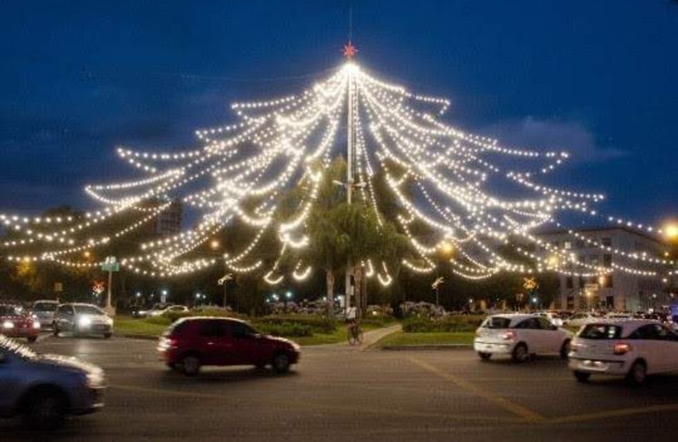 Este jueves se enciende el Árbol de Navidad de Juana Koslay y San Luis con shows fascinantes