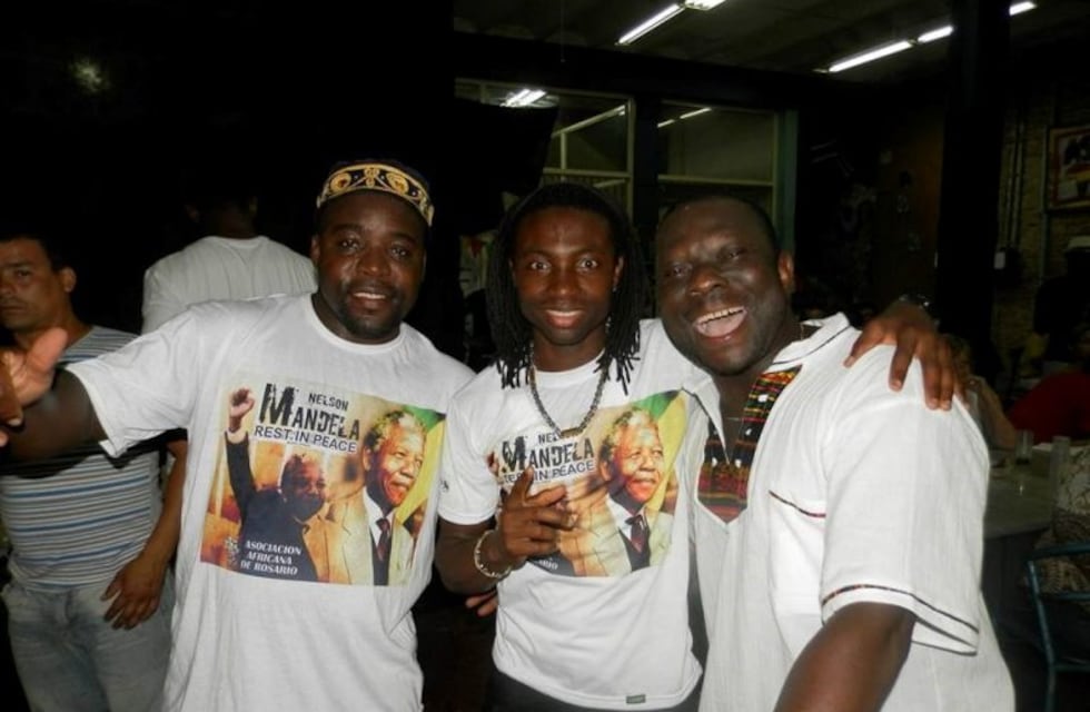 Apuntan contra boliches y bares rosarinos por discriminar a inmigrantes africanos