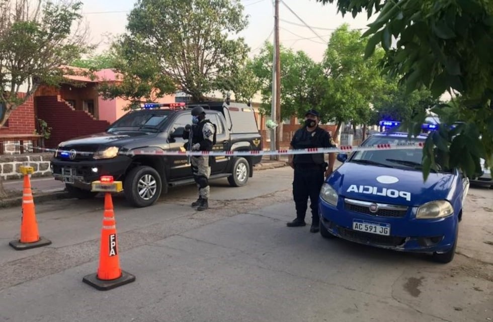 Sorprendidos y detenidos en plena "transa" en Capilla del Monte