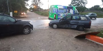 Anisacate: fuerte colisión entre dos vehículos