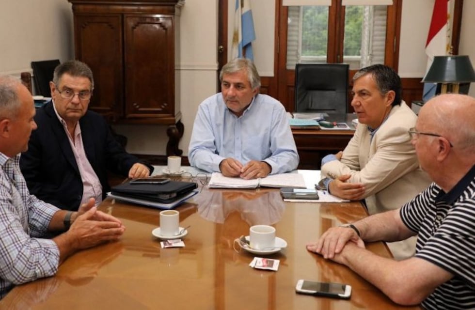 Confirmaron que Santa Fe volverá a dilatar el pago a estatales en febrero