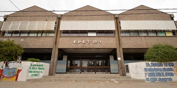 Encuentran actividad paranormal en un colegio de Cutral Có