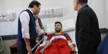 El oficial herido recibió la visita del gobernador Valdés\u002E