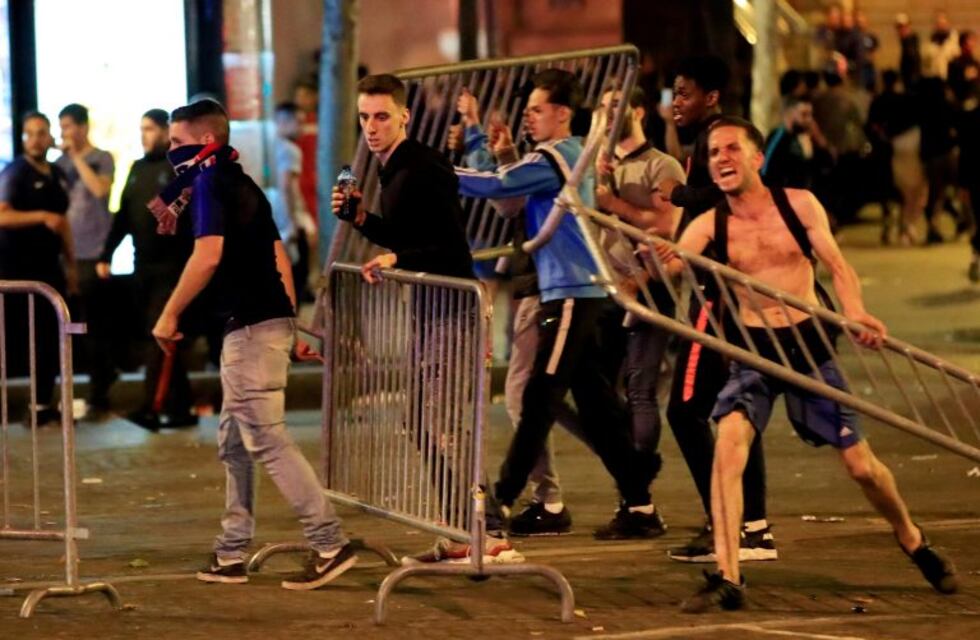Incidentes durante los festejos por el pase de Francia a la final del Mundial