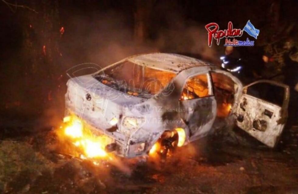 Manejaba borracho, chocó y el auto se le prendió fuego