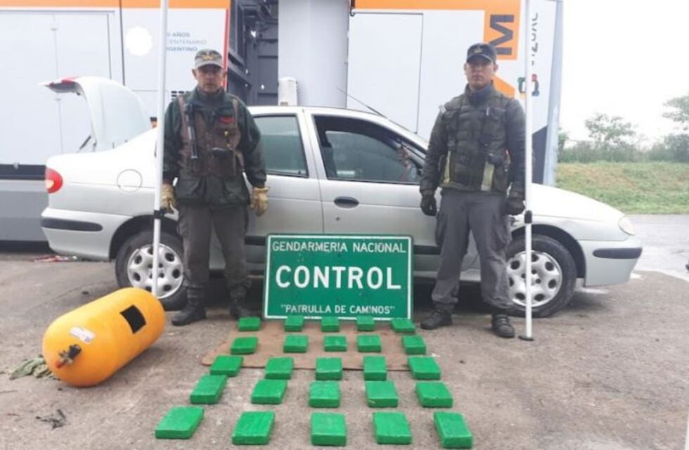 Viajaba con más de 30 kilos de cocaína ocultos en el tanque de GNC