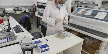 La Provincia confirmó que los hisopados dieron positivo sin síntomas una semana después. (Gobierno de Santa Fe)