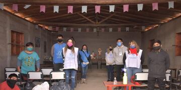 La campaña solidaria 'Abrázame con tu Abrigo' llegó a 250 hogares riojanos