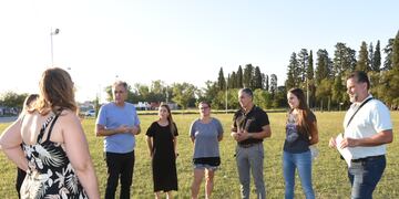 Recorrida de Castellano por el barrio Los Arces