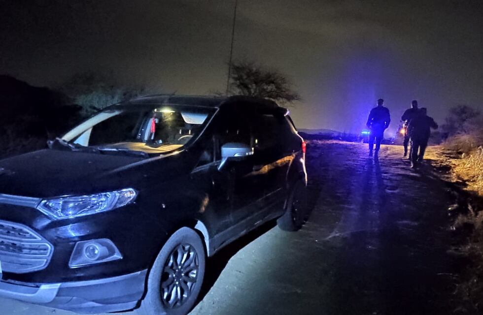 Noche de terror en Carlos Paz: le robaron y dejaron tirada su camioneta en el medio de la nada